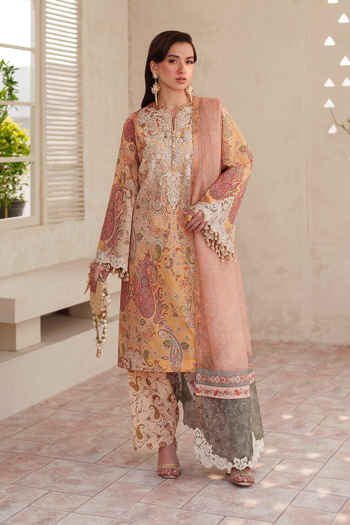 EMBROIDERED LAWN SF-4403