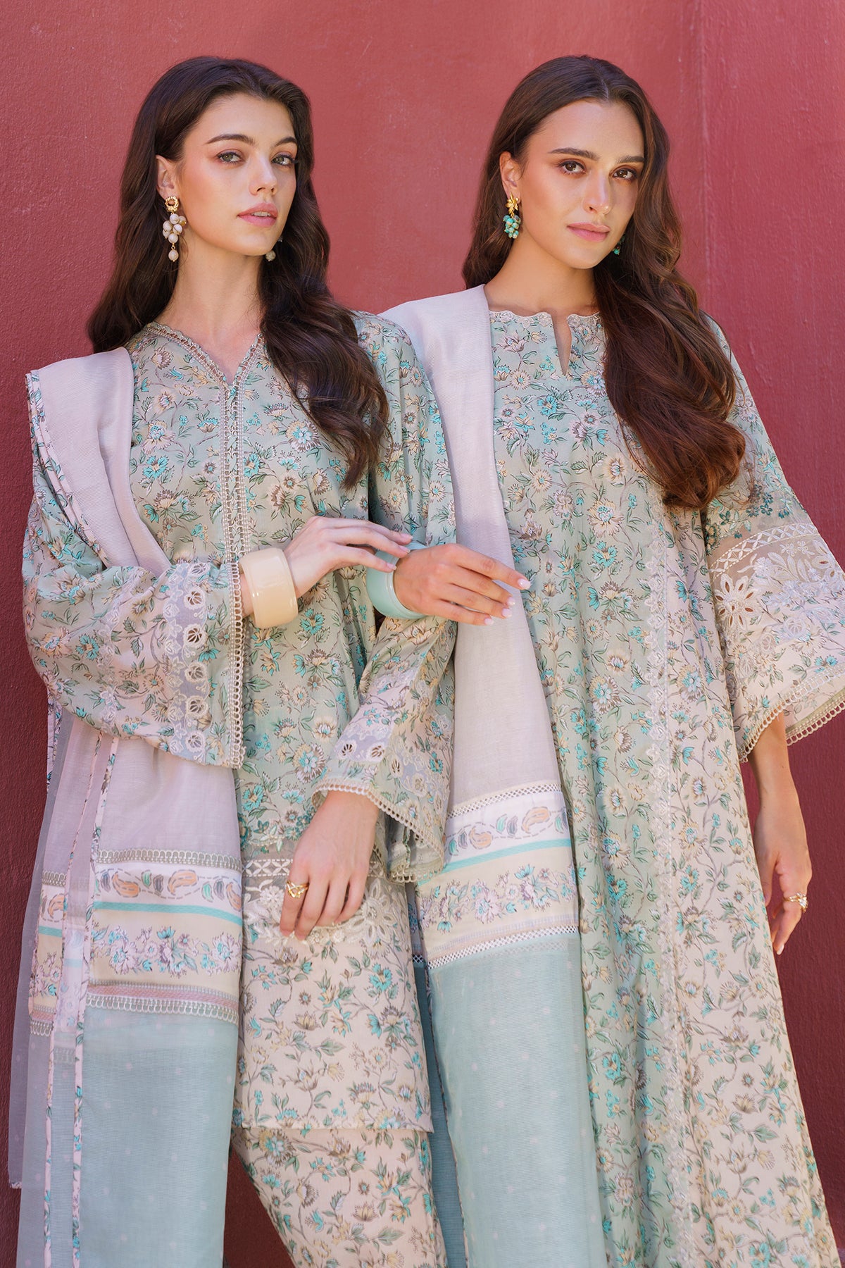 EMBROIDERED PRINTED LAWN UF-577