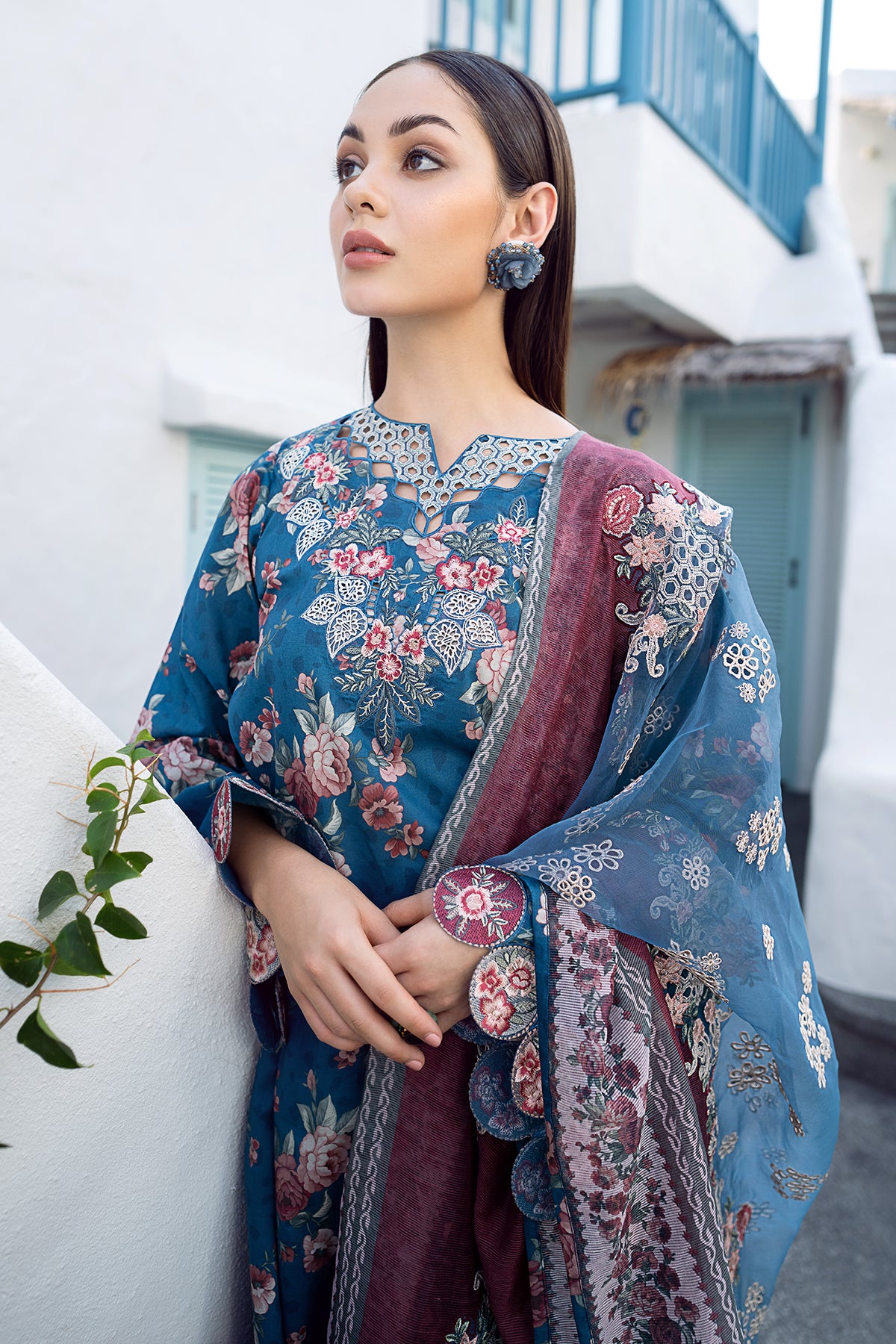 EMBROIDERED PRINTED LAWN UF-554