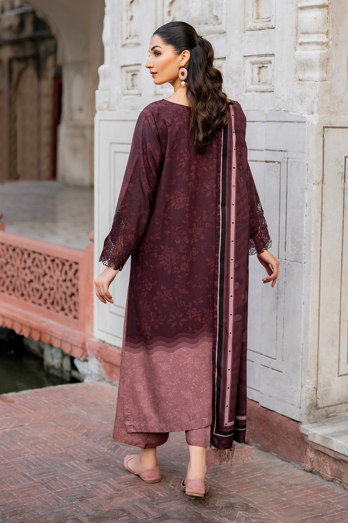 EMBROIDERED KHADDAR UF-721