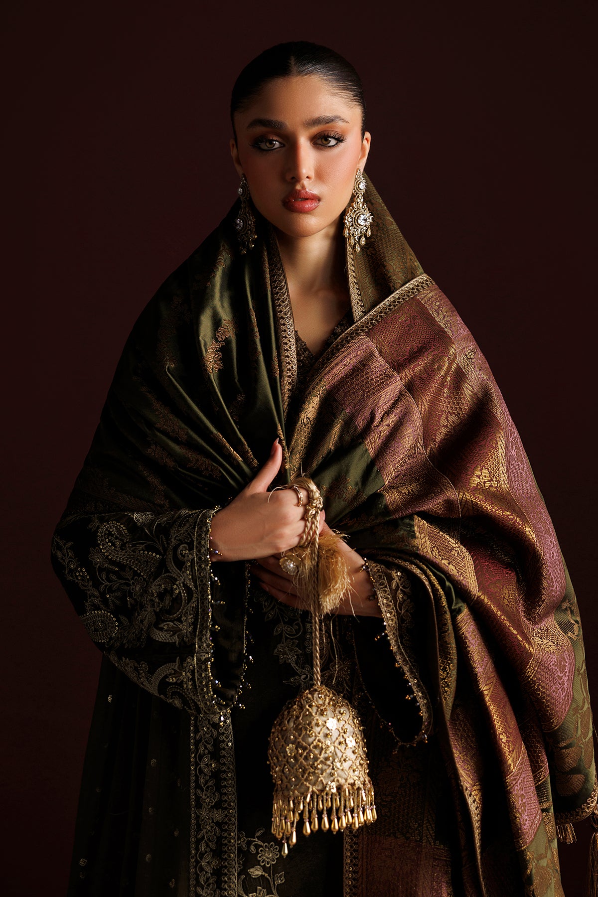 EMBROIDERED VELVET SF-4553
