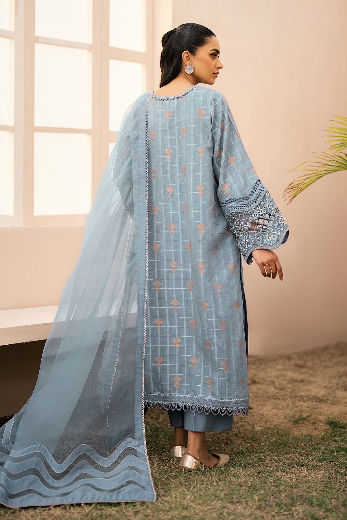 EMBROIDERED JACQUARD LAWN UF-606