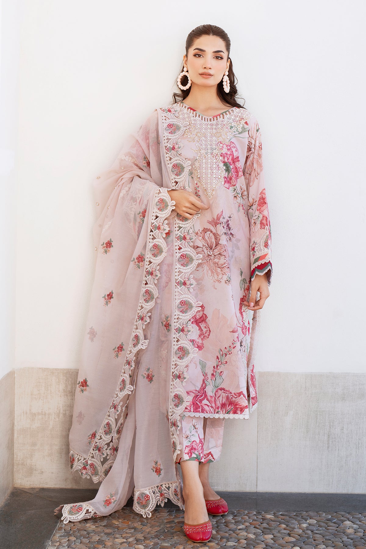 EMBROIDERED PRINTED LAWN SF-4081