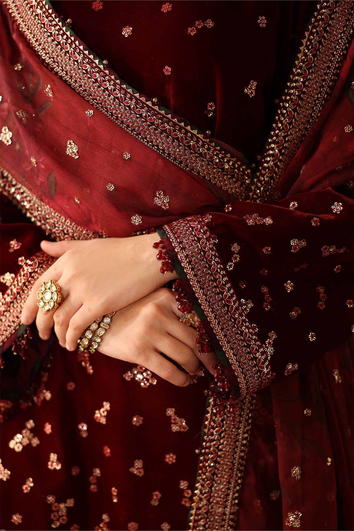 EMBROIDERED VELVET SF-4314