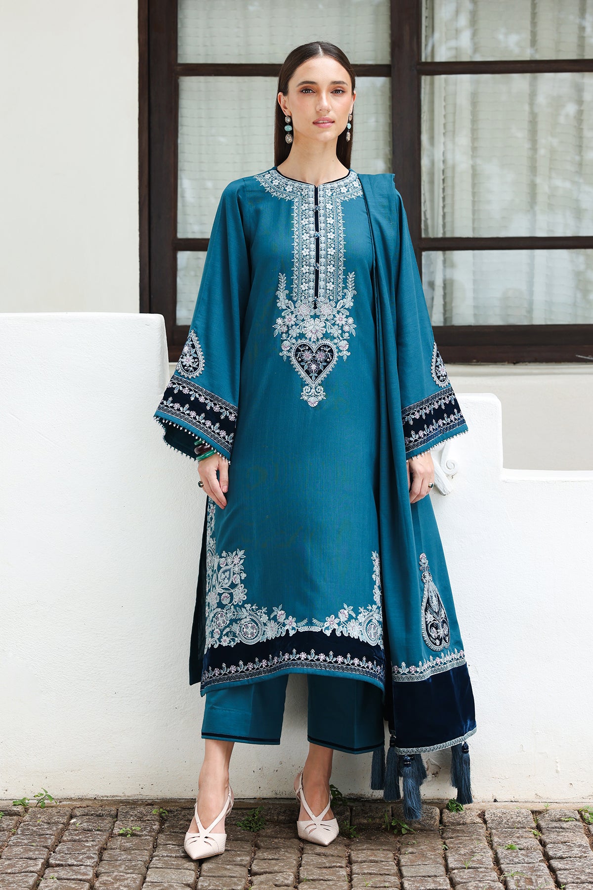 EMBROIDERED KHADDAR PR-1418