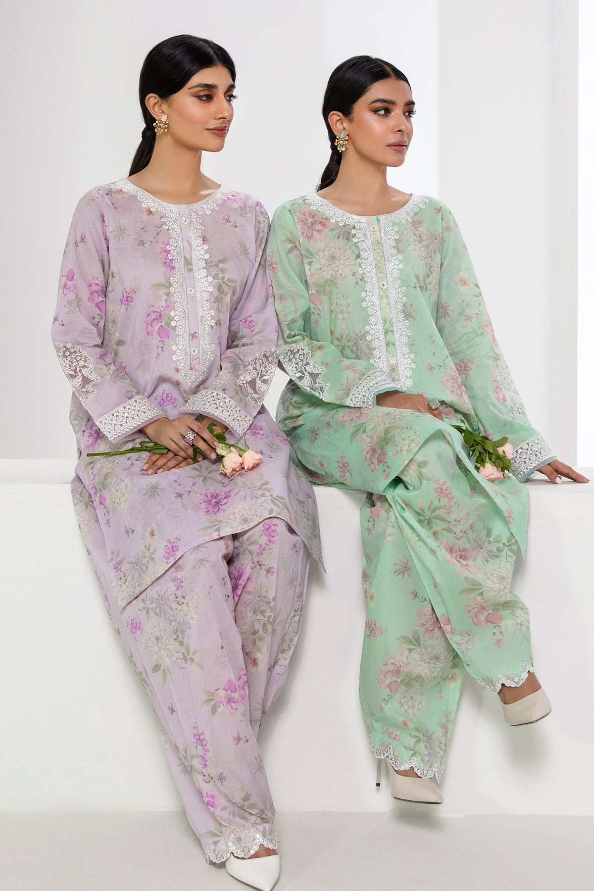 EMBROIDERED LAWN PR-820