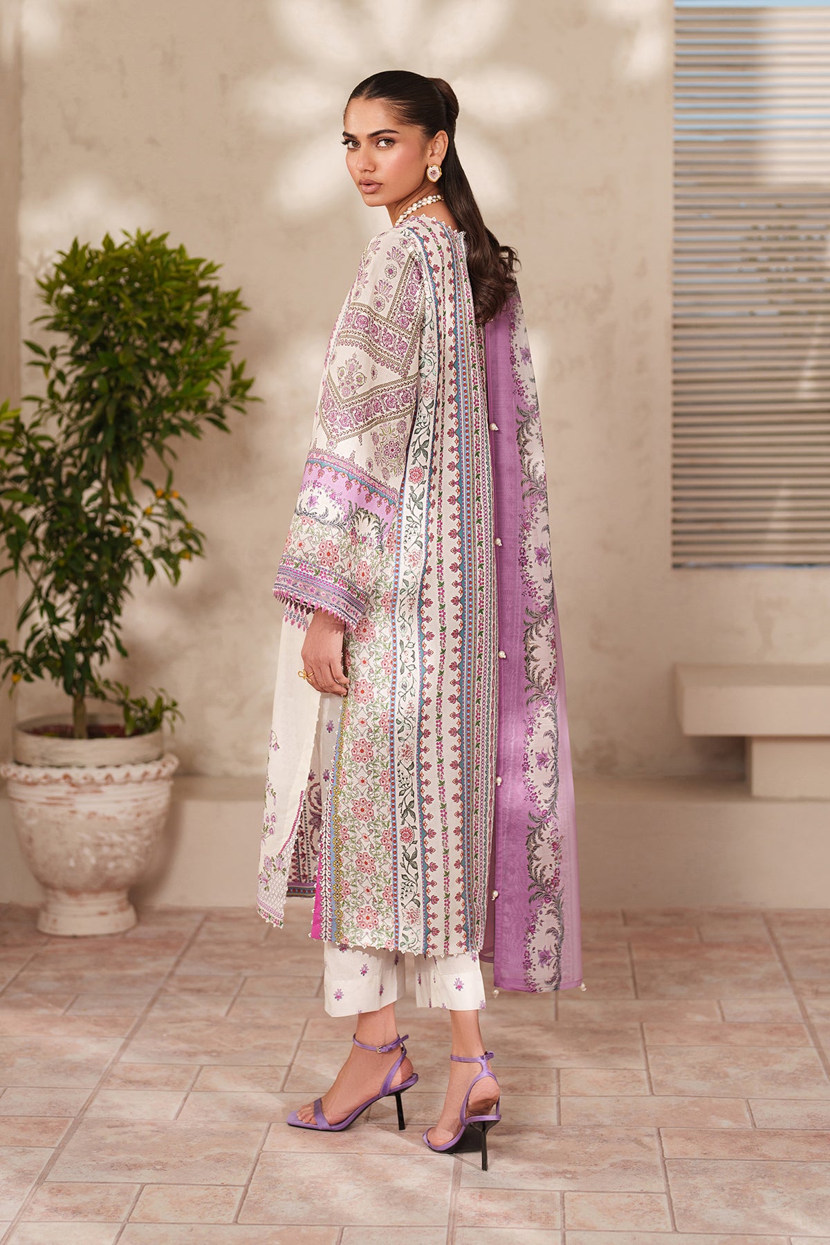 EMBROIDERED LAWN SF-4411