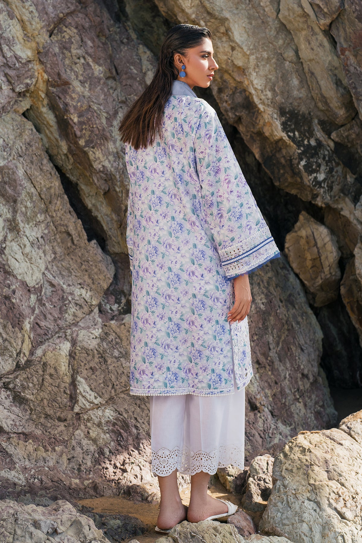 EMBROIDERED PRINTED LAWN UF-4122