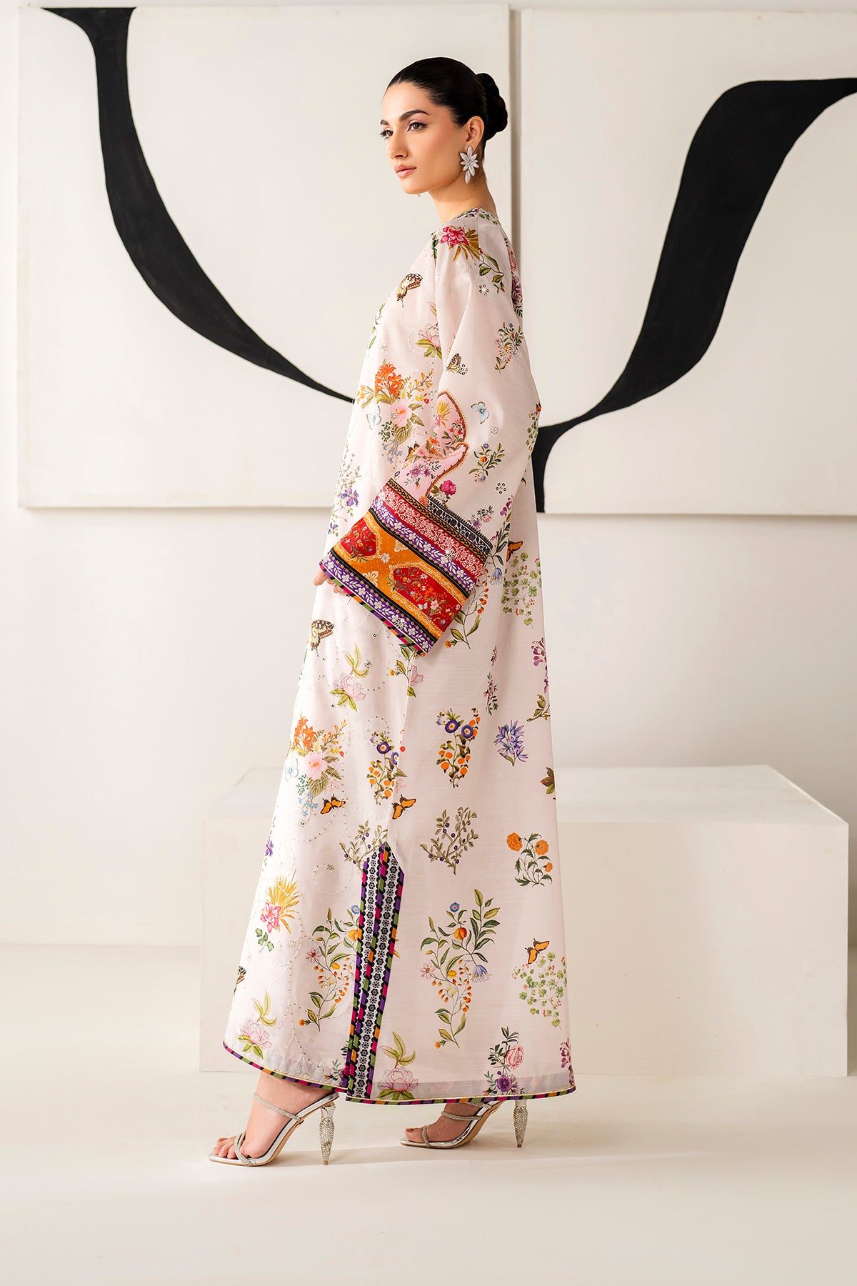 EMBROIDERED RAW SILK PR-1163