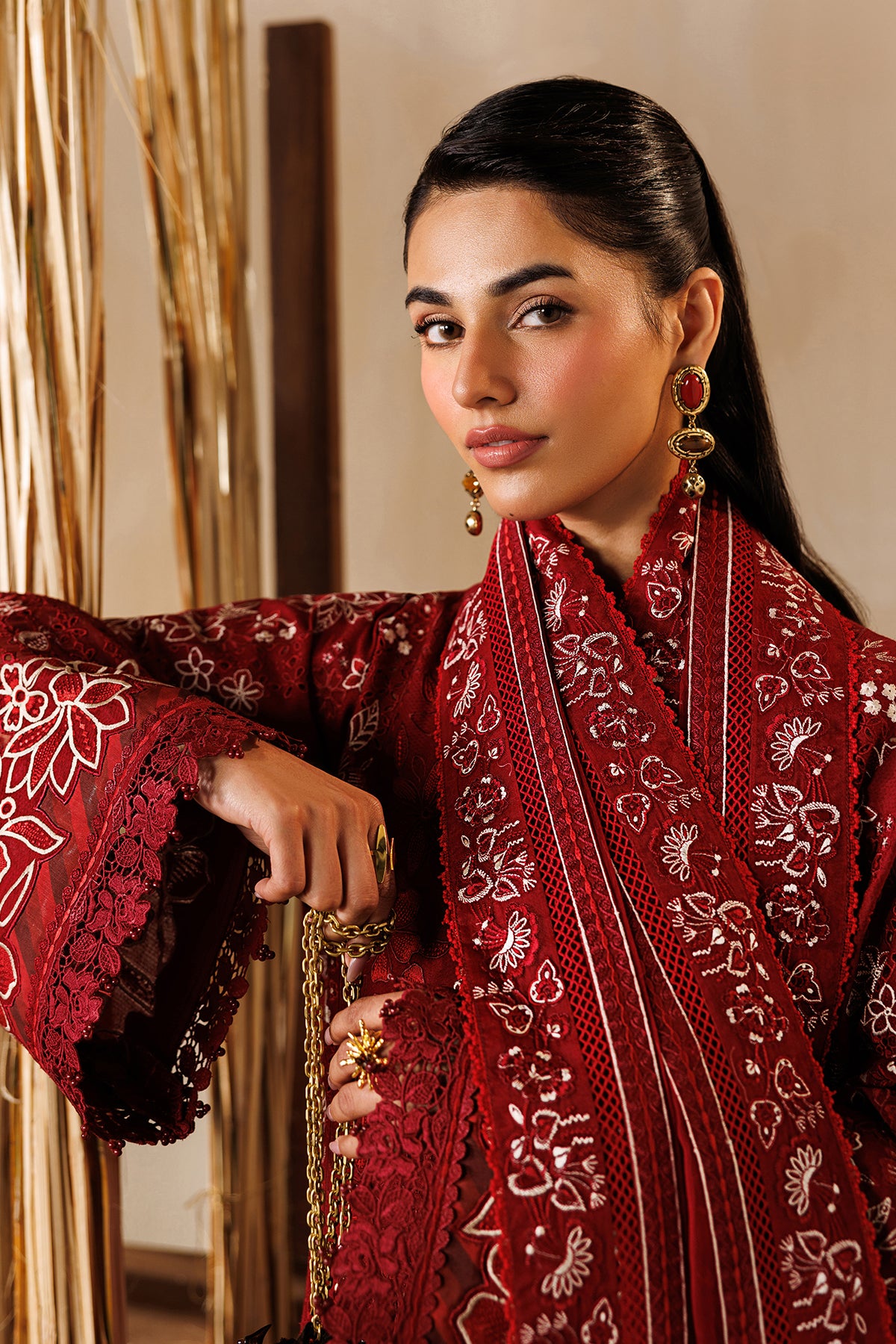 EMBROIDERED LAWN EL26-D05 STITCHED