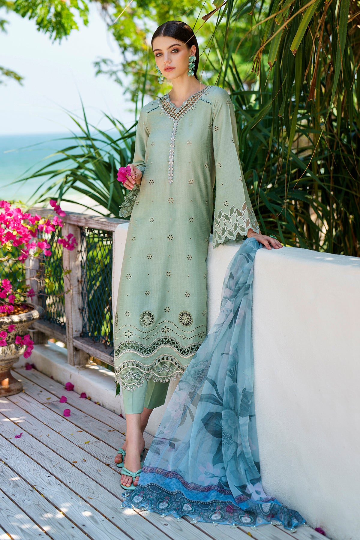 EMBROIDERED JACQUARD LAWN UF-565