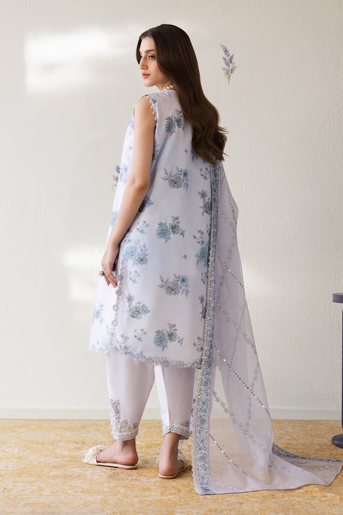 EMBROIDERED LAWN UF-4424