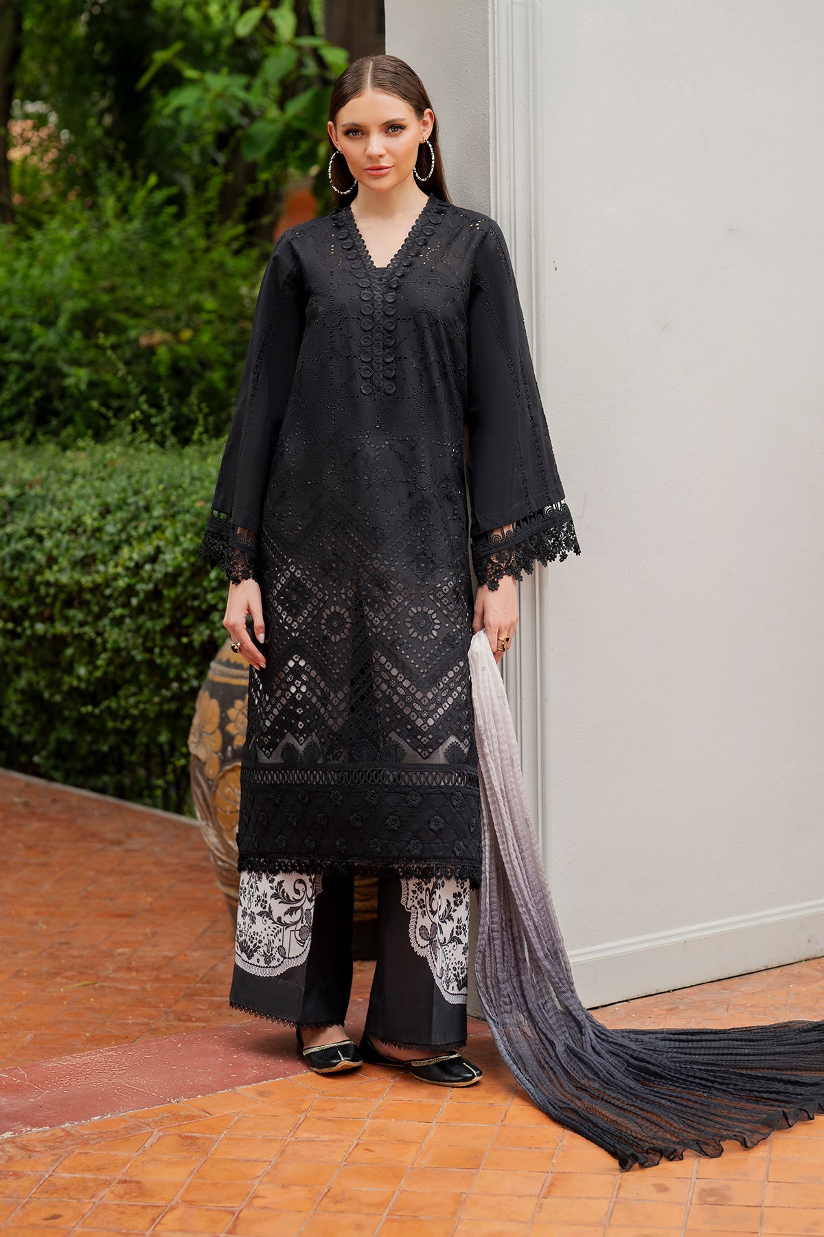 EMBROIDERED LAWN SF-4194