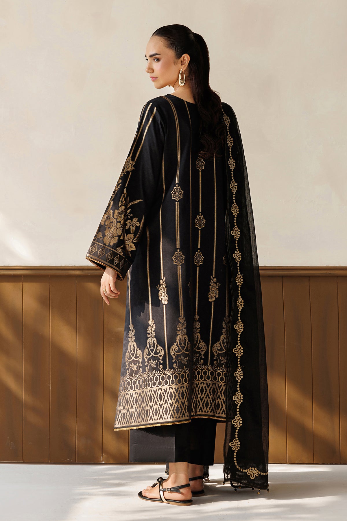 EMBROIDERED JACQUARD UF-4501
