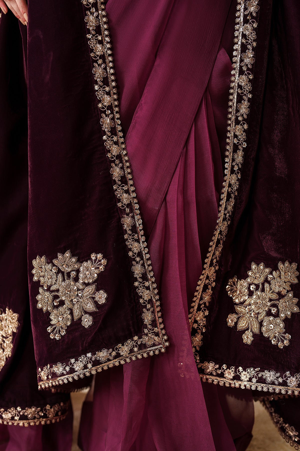 EMBROIDERED VELVET SHAWL VS-60