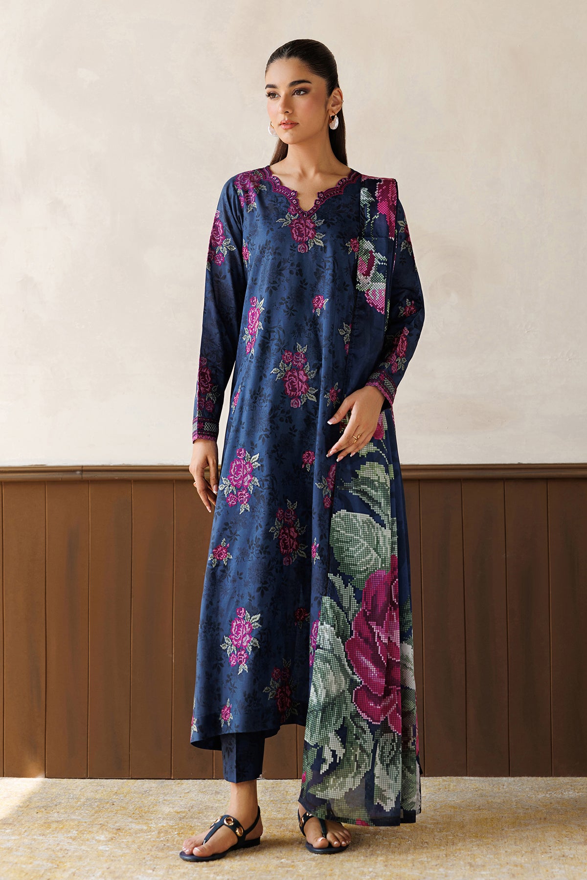EMBROIDERED LAWN SF-4497