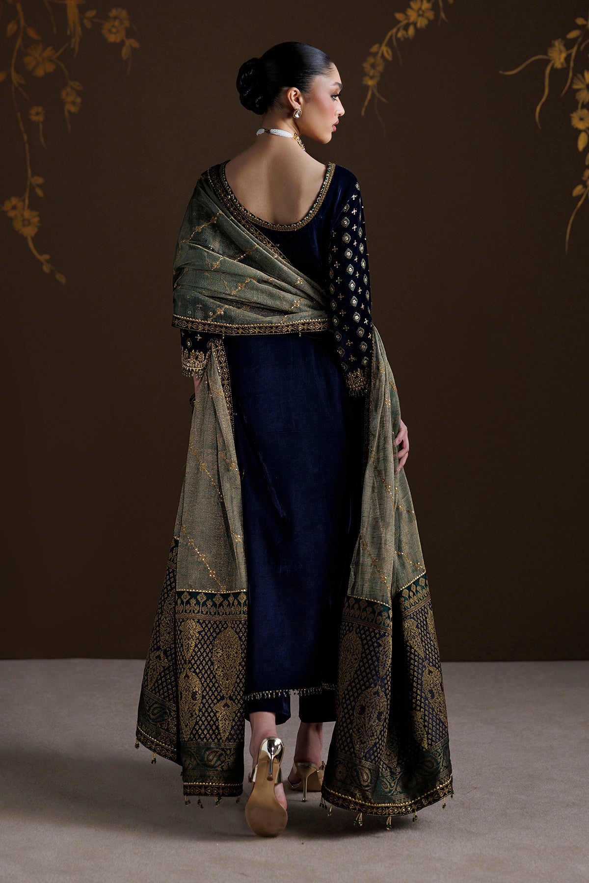 EMBROIDERED VELVET SF-4551