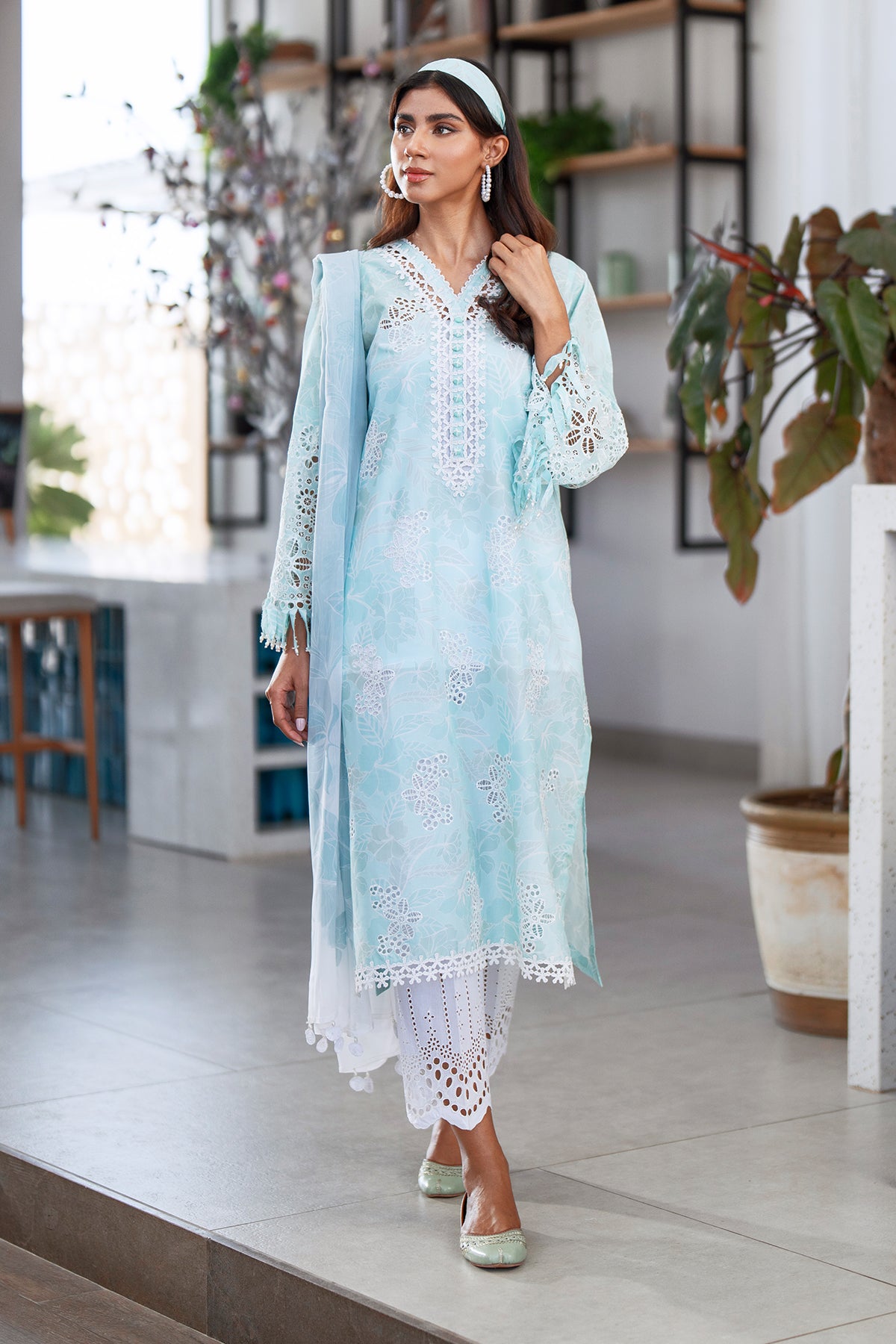 EMBROIDERED PRINTED LAWN SF-4074