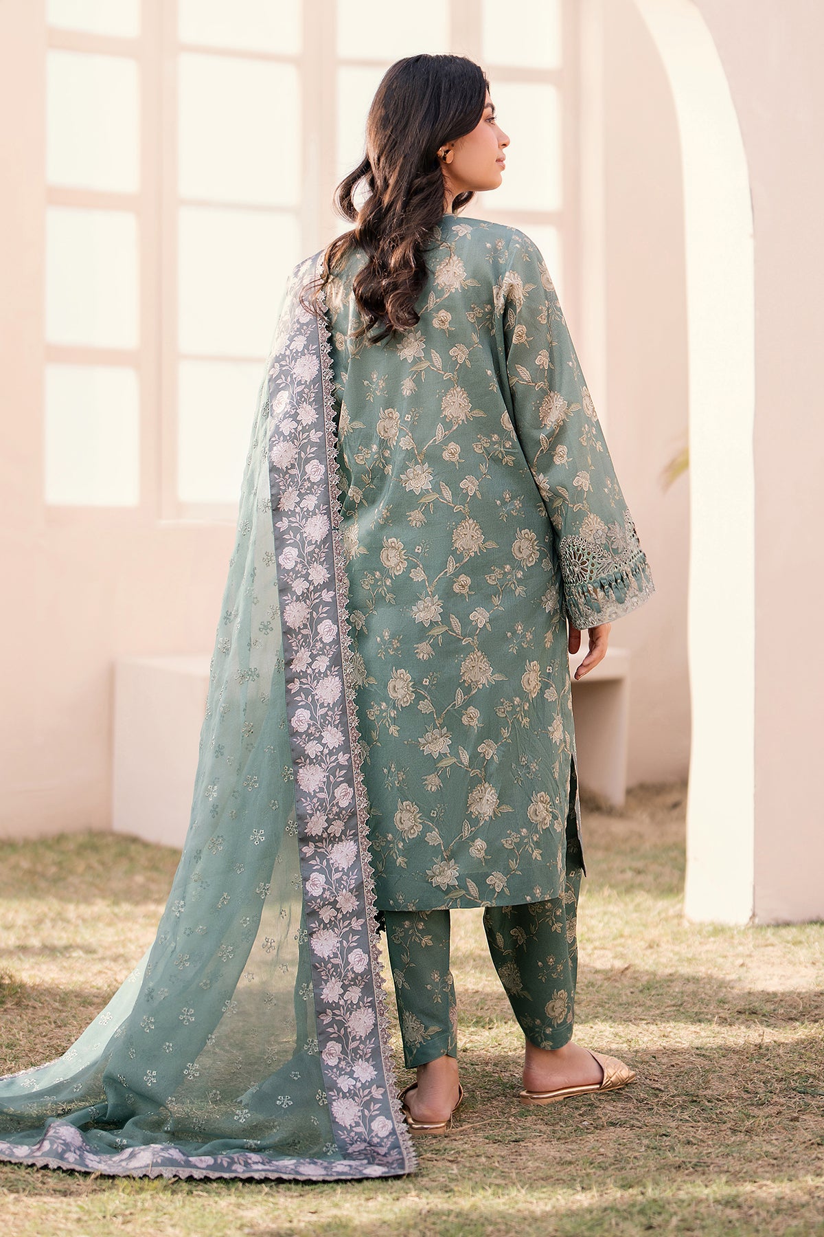 EMBROIDERED PRINTED LAWN UF-599