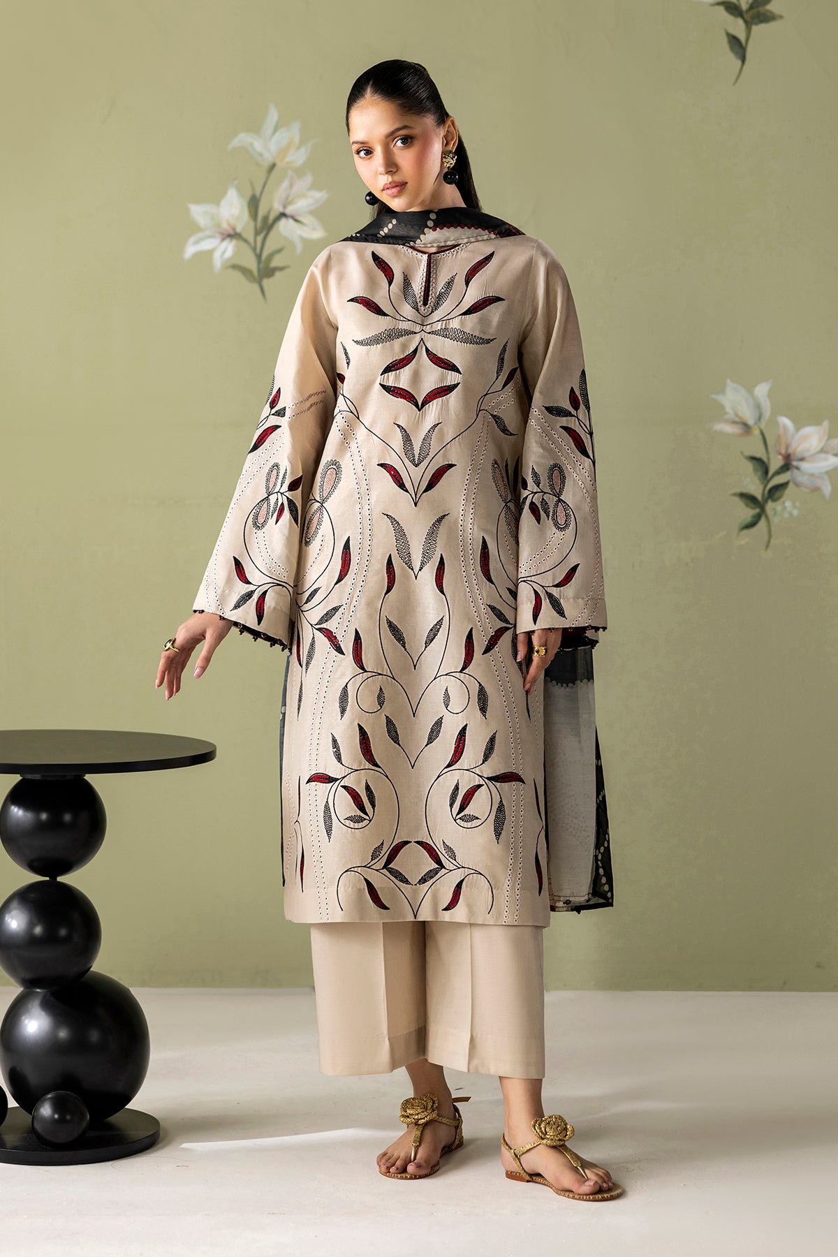 EMBROIDERED LAWN UF-4418