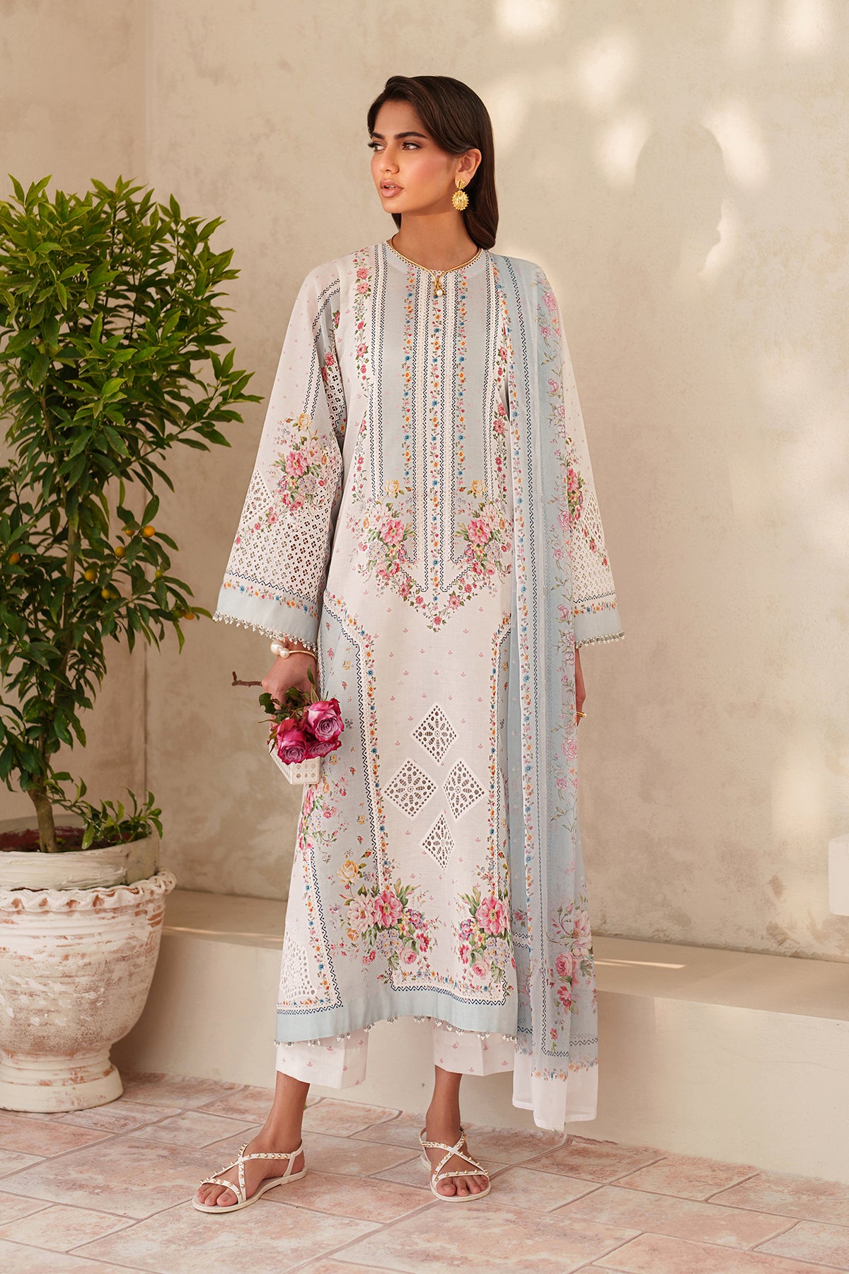 EMBROIDERED LAWN SF-4402