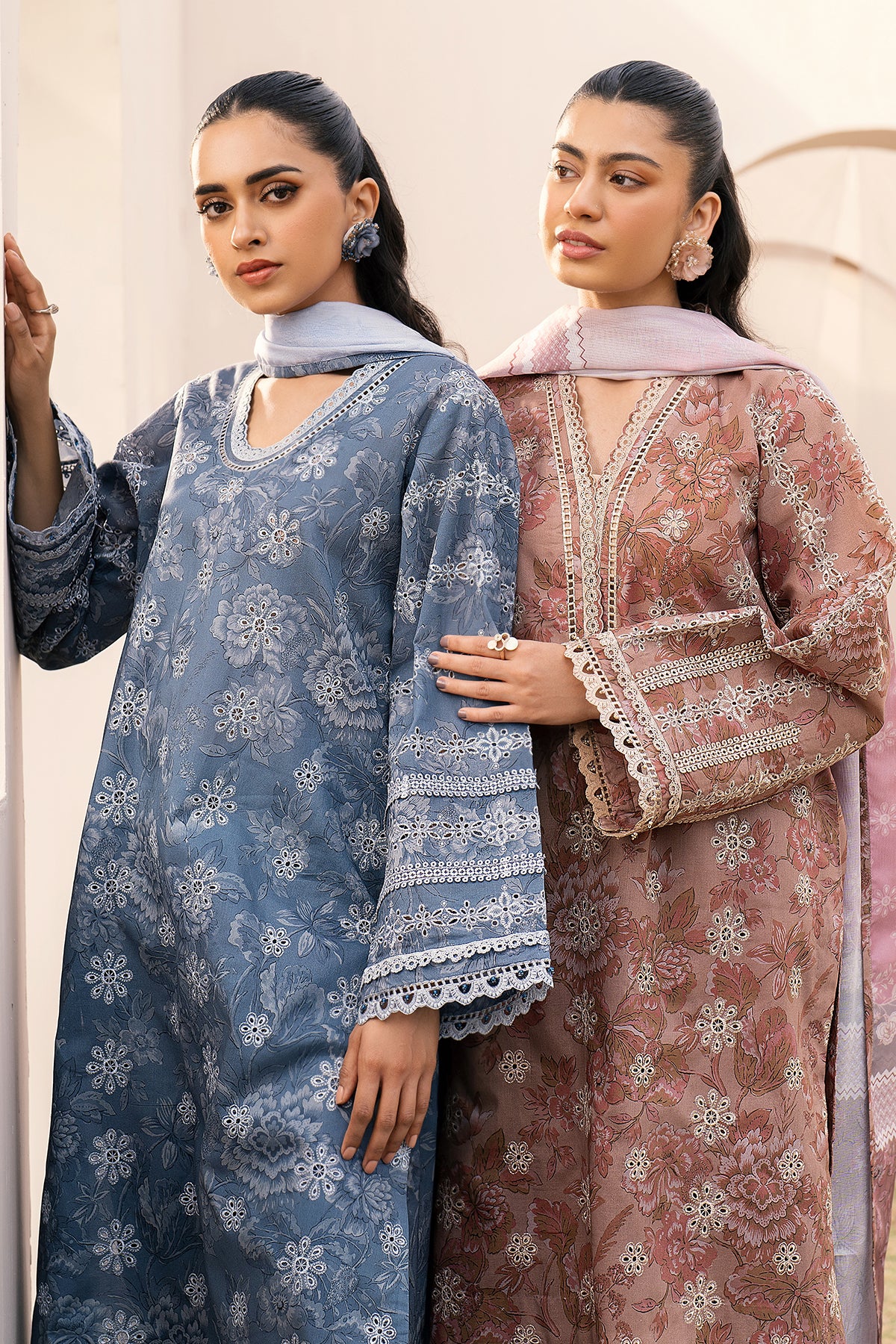 EMBROIDERED PRINTED LAWN UF-602