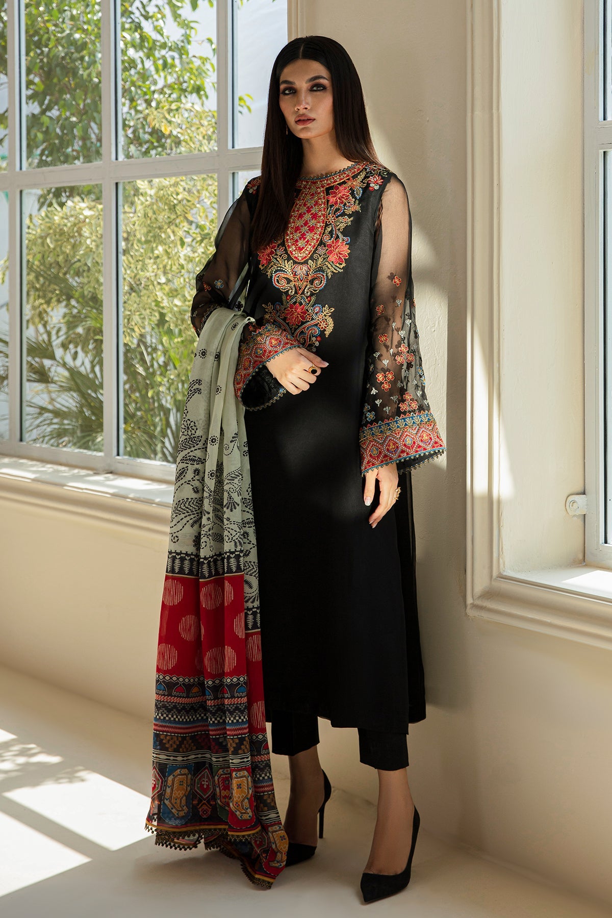 EMBROIDERED CHIFFON SF-388