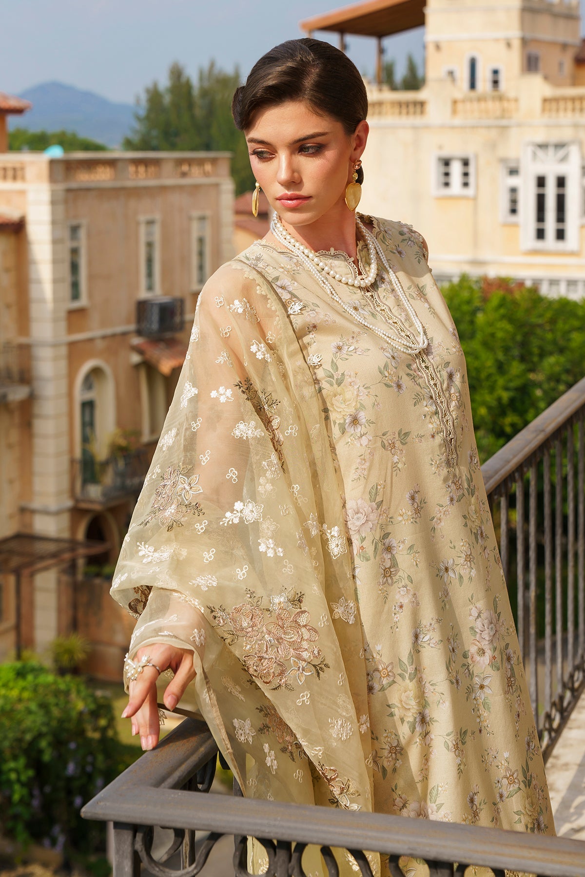 EMBROIDERED LAWN SF-584