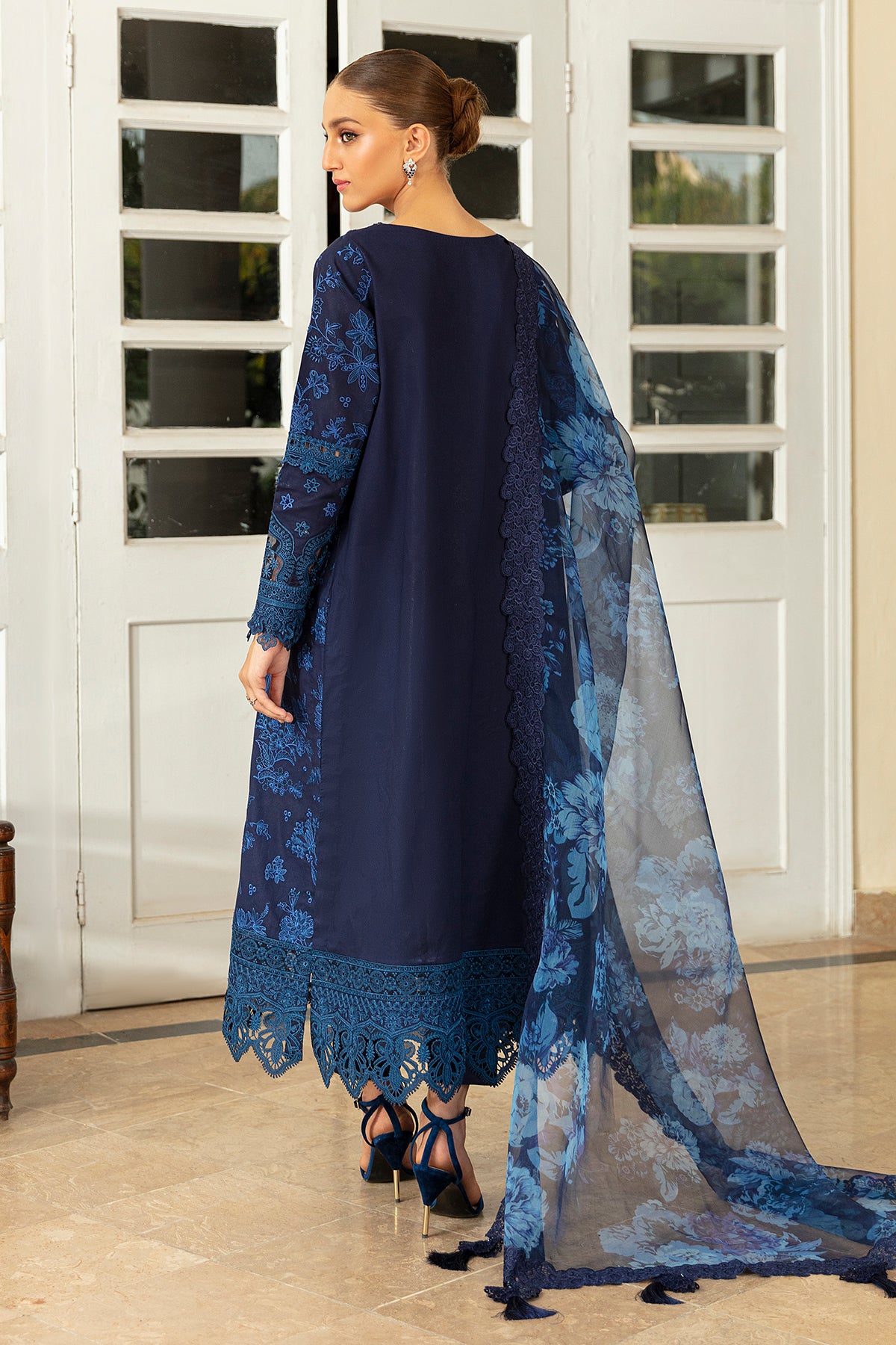 EMBROIDERED LAWN UF-380