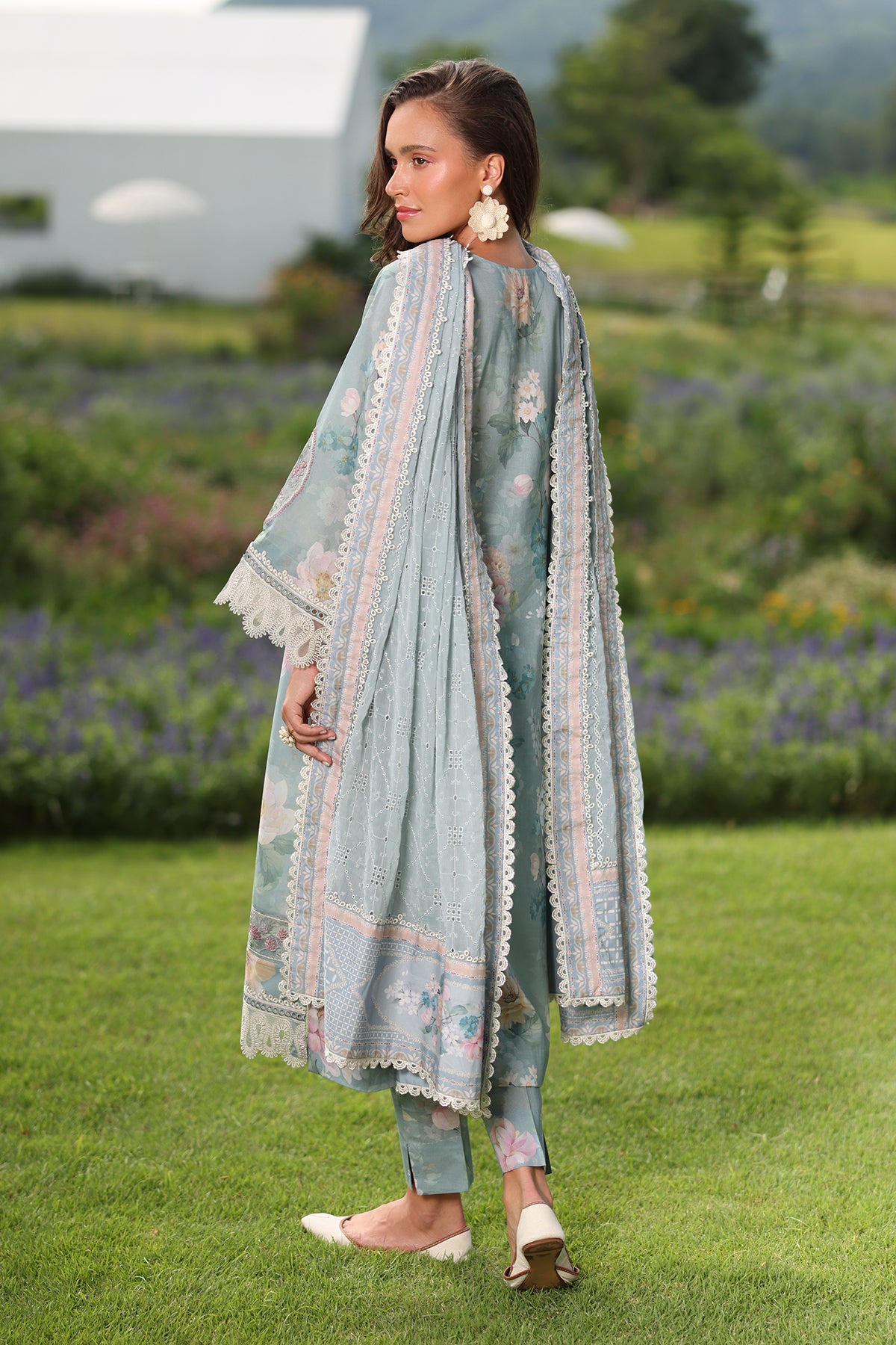 EMBROIDERED LAWN SF-4224
