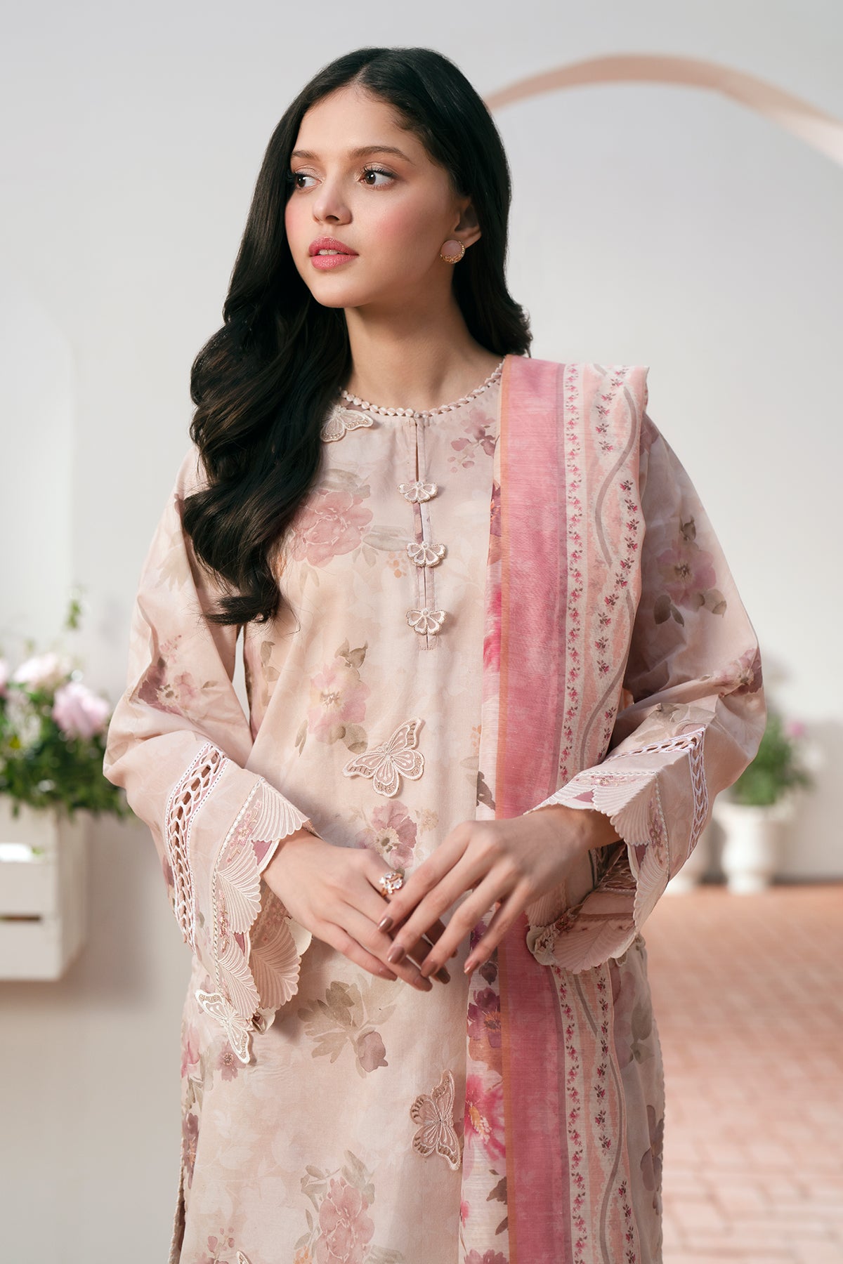 EMBROIDERED LAWN UF-527