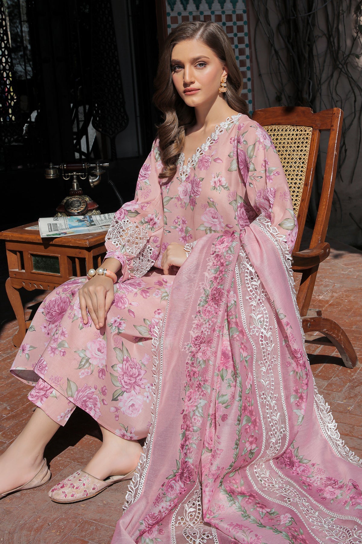 EMBROIDERED LAWN SF-315