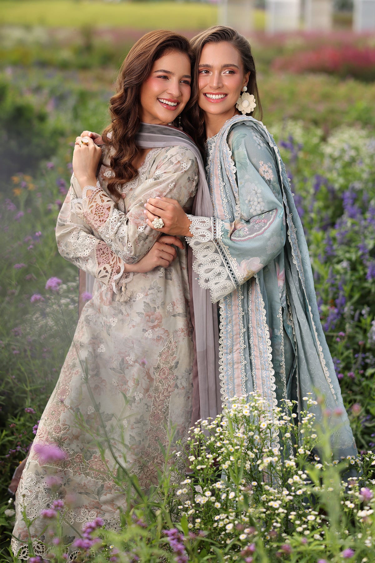 EMBROIDERED LAWN UF-4225