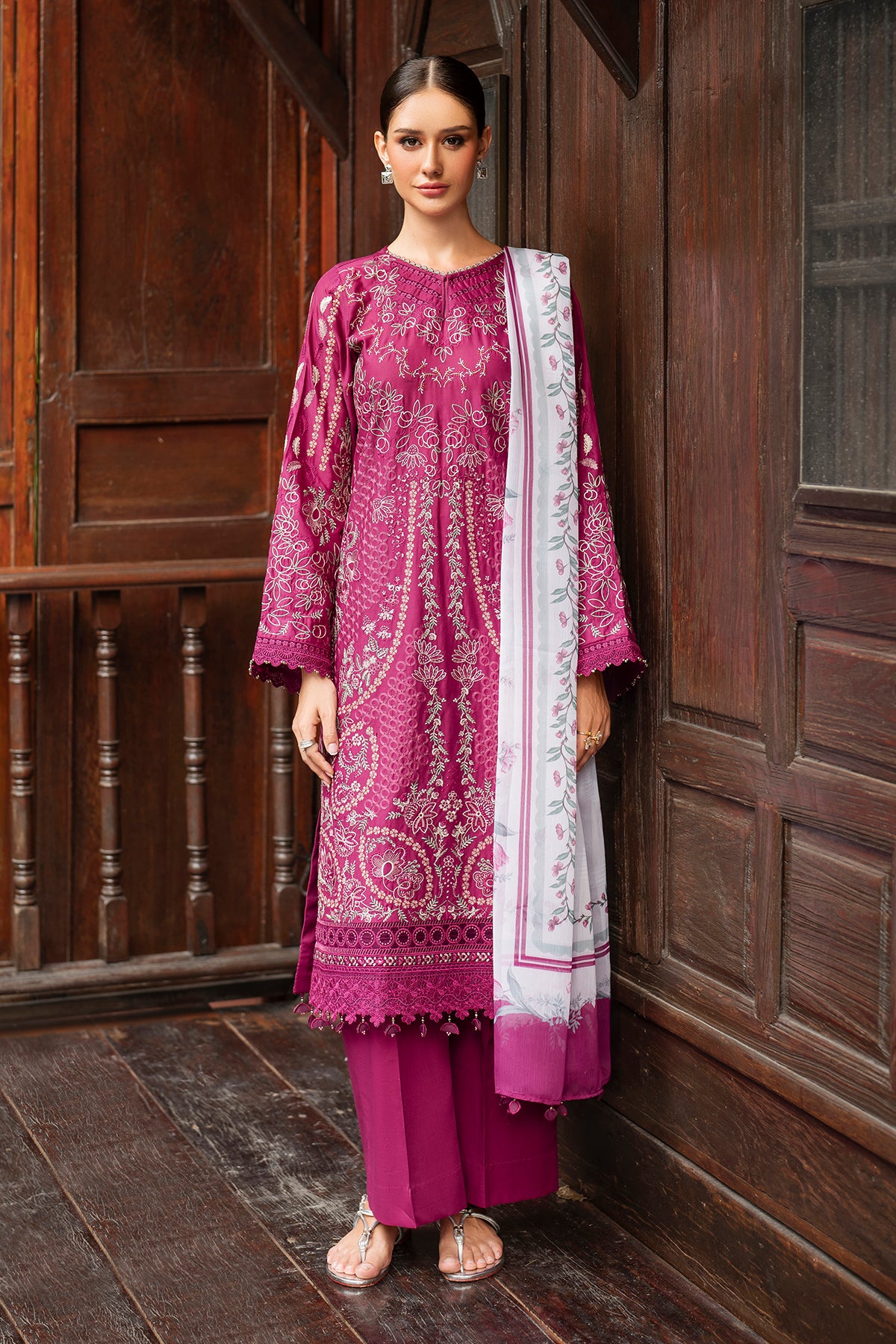 EMBROIDERED LAWN UF-4263
