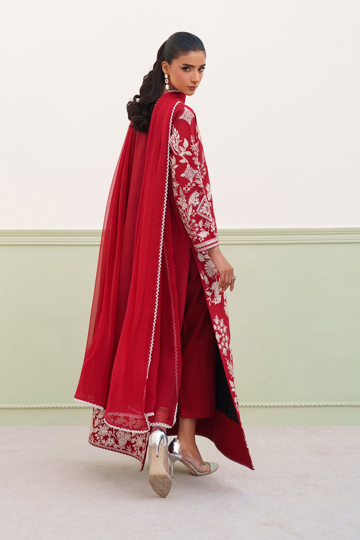 EMBROIDERED RAW SILK UF-4386