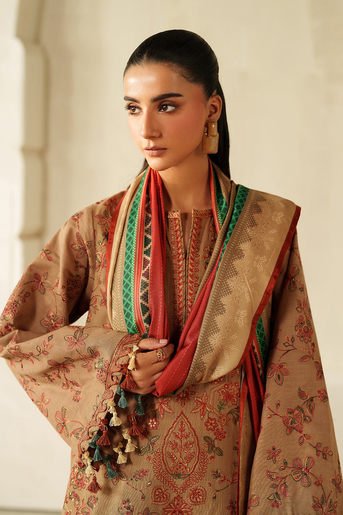 EMBROIDERED KHADDAR SF-4335