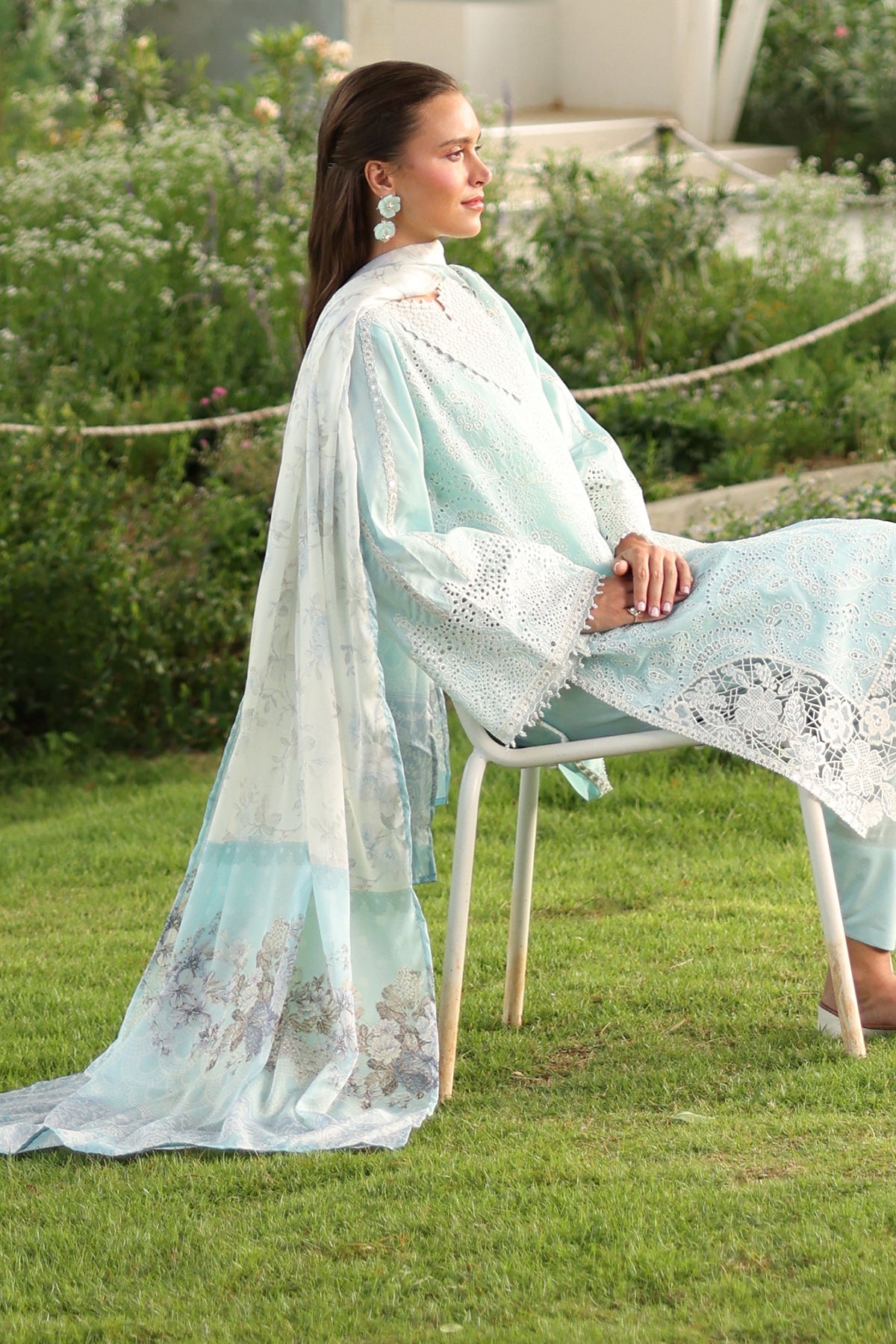 EMBROIDERED LAWN UF-4242