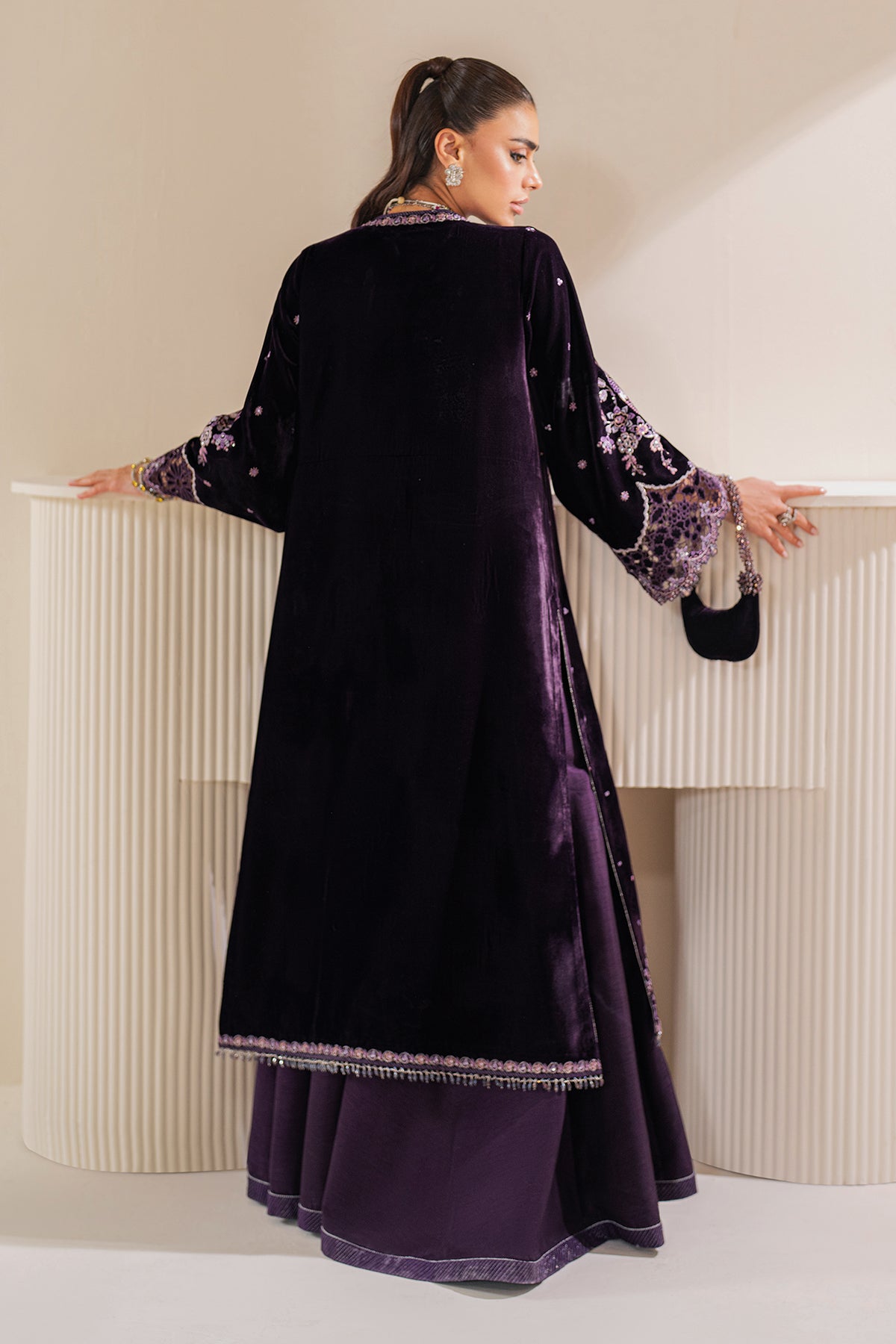 EMBROIDERED VELVET UF-757