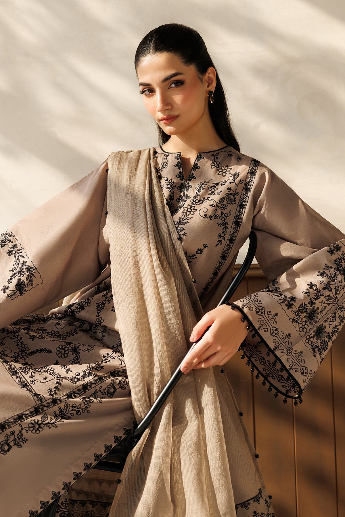 EMBROIDERED LAWN SF-4502
