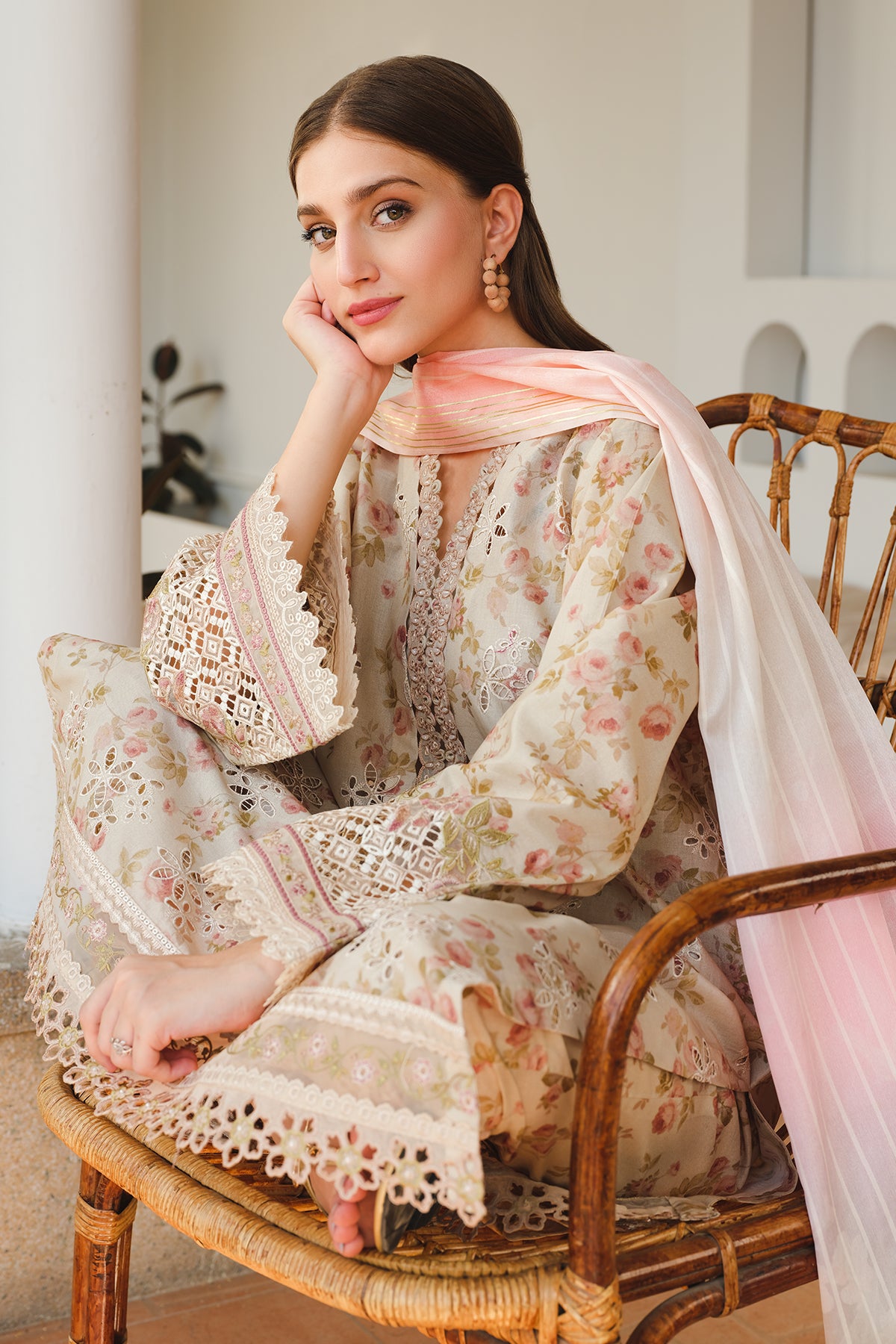 EMBROIDERED PRINTED LAWN UF-656