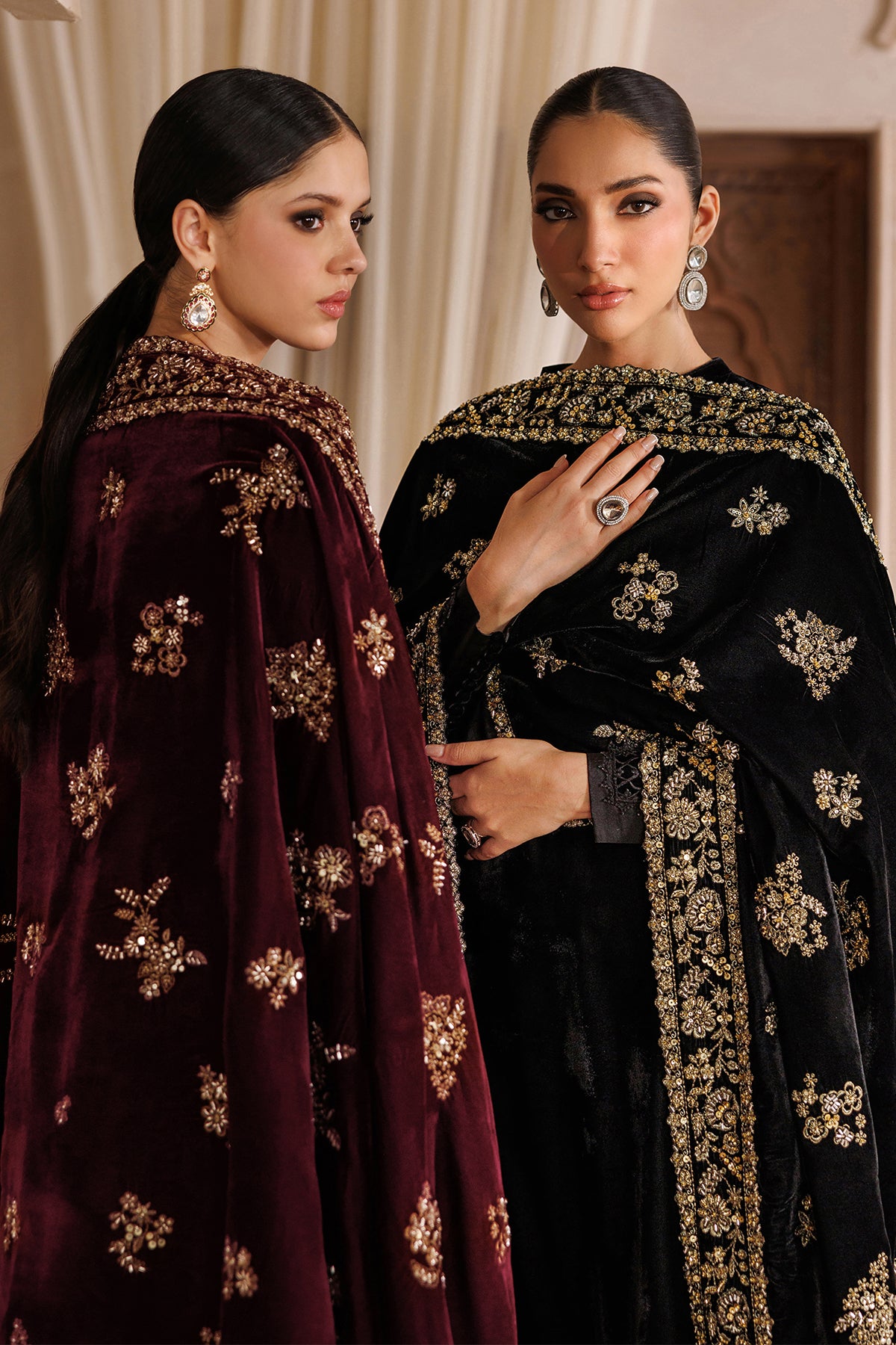 EMBROIDERED VELVET SHAWL VS-70