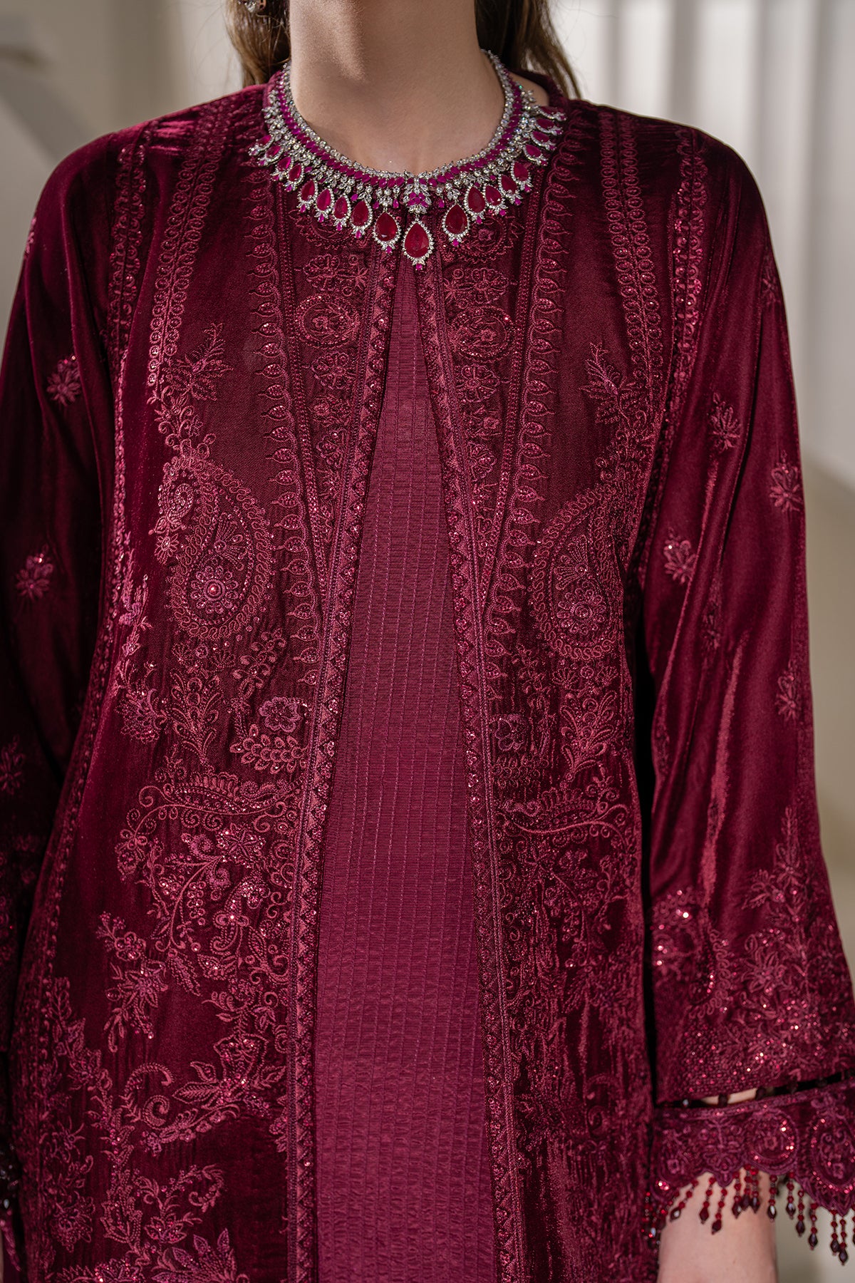 EMBROIDERED VELVET UF-758