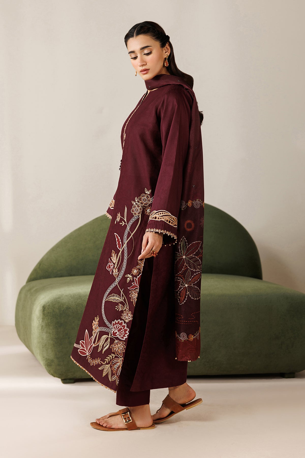 EMBROIDERED JACQUARD PR-1274