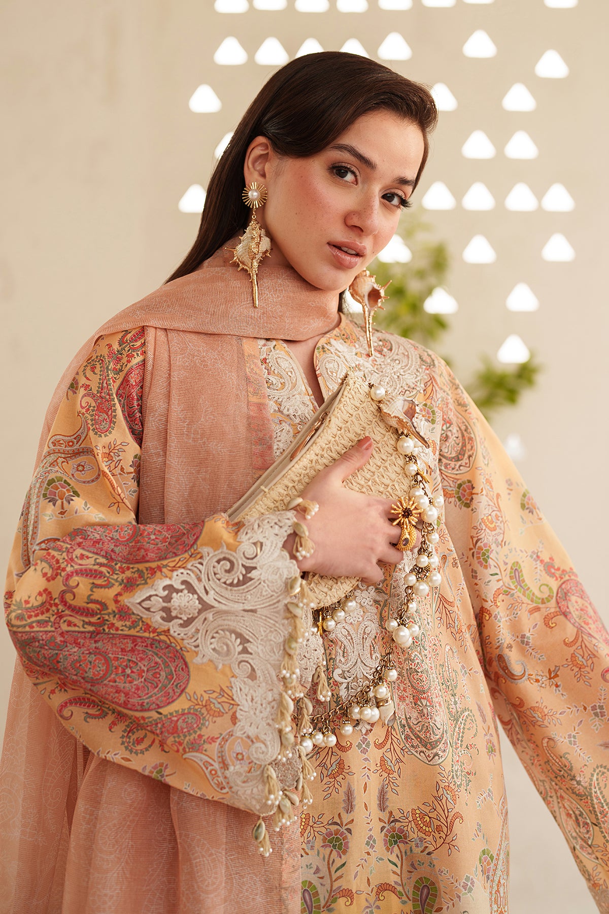 EMBROIDERED LAWN SF-4403