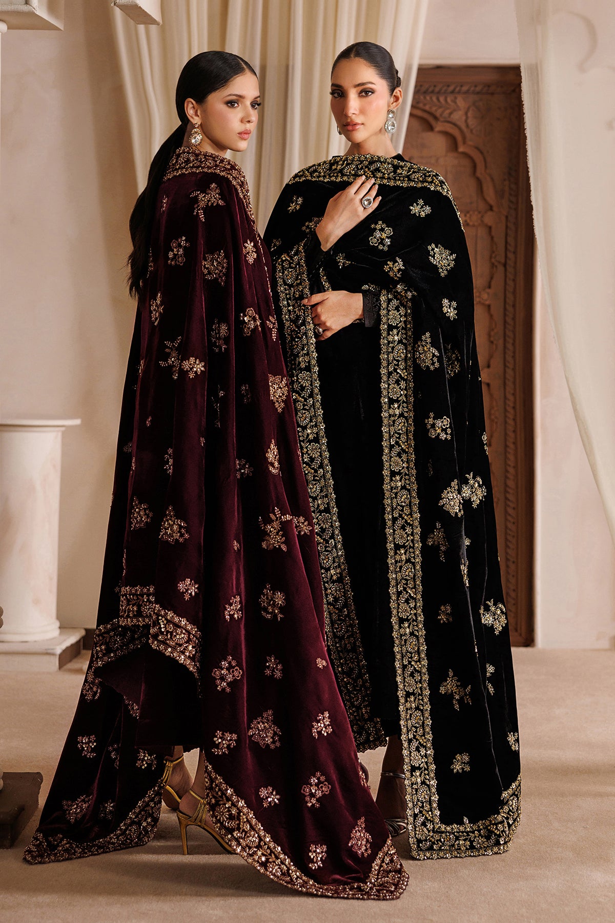 EMBROIDERED VELVET SHAWL VS-70