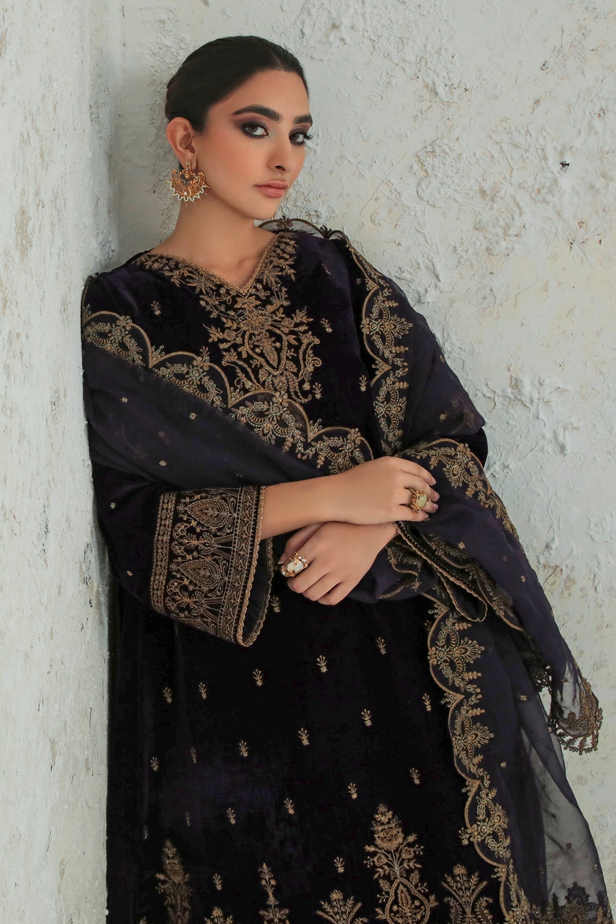 EMBROIDERED VELVET SF-239