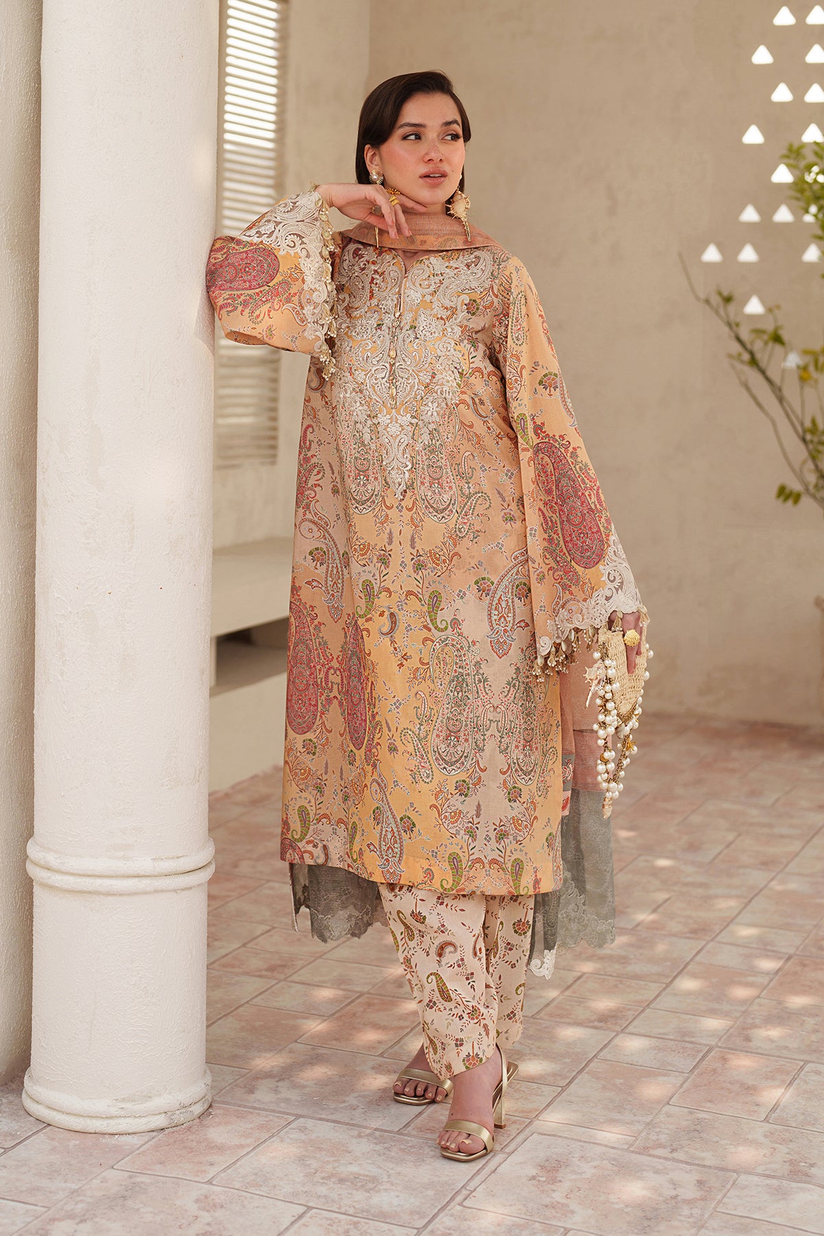 EMBROIDERED LAWN SF-4403