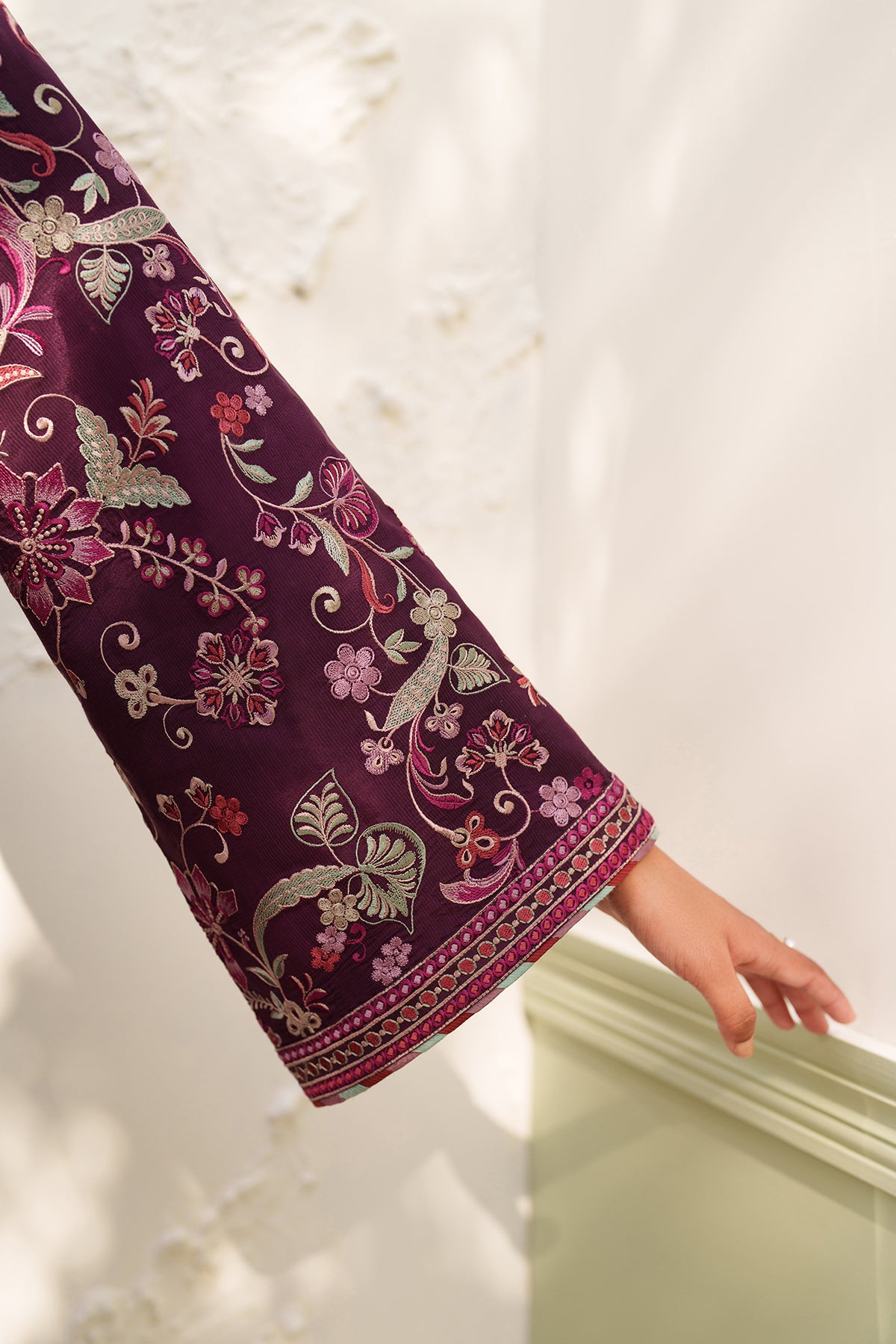EMBROIDERED RAW SILK UF-4382