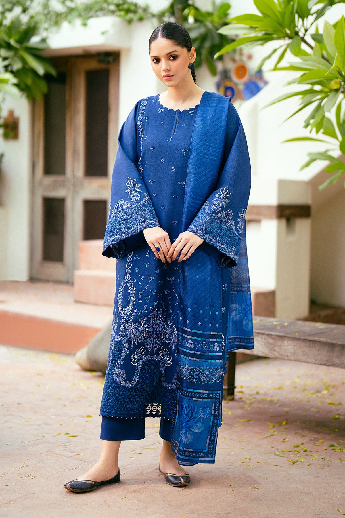 EMBROIDERED KHADDAR SF-774