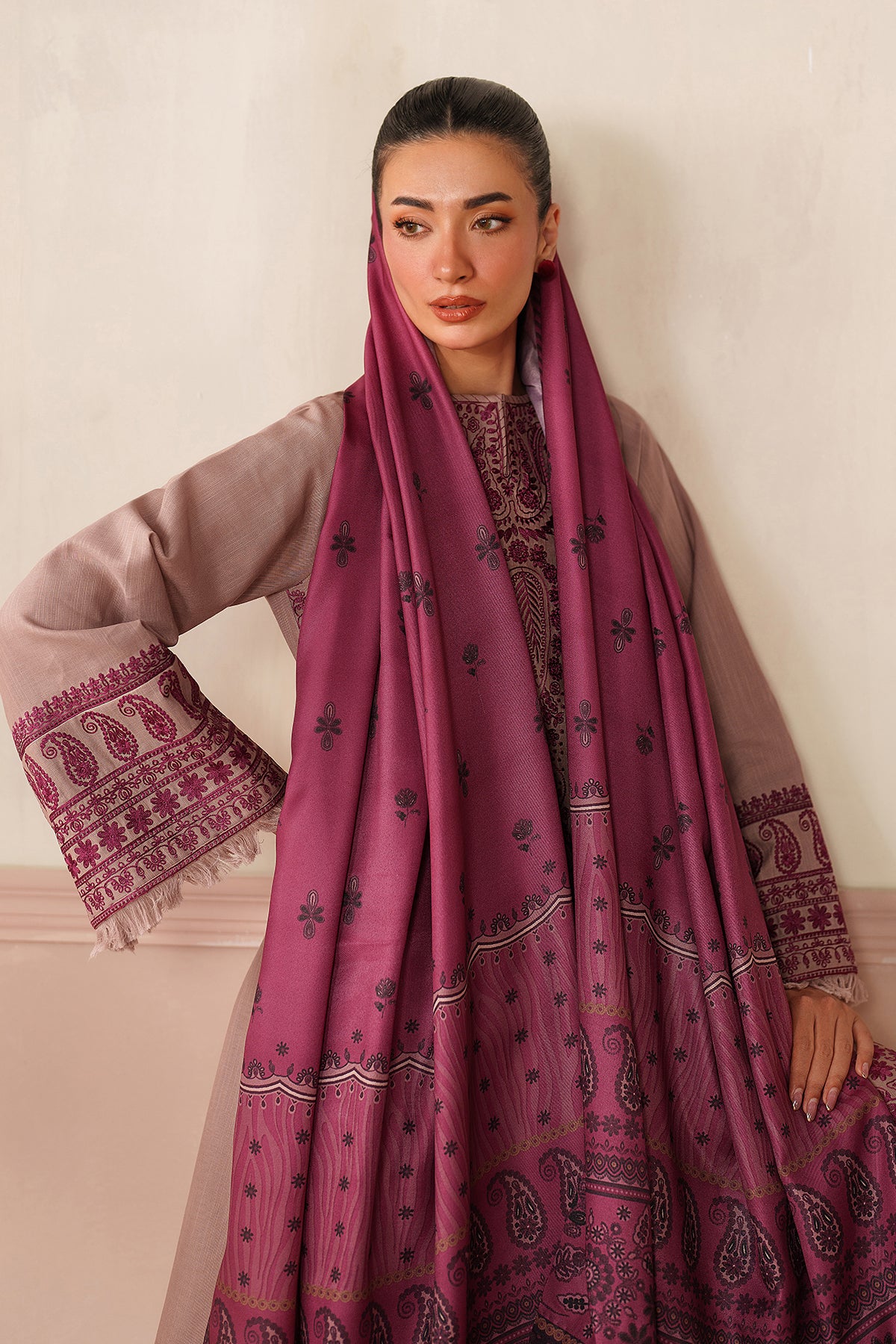 EMBROIDERED KHADDAR SF-4353